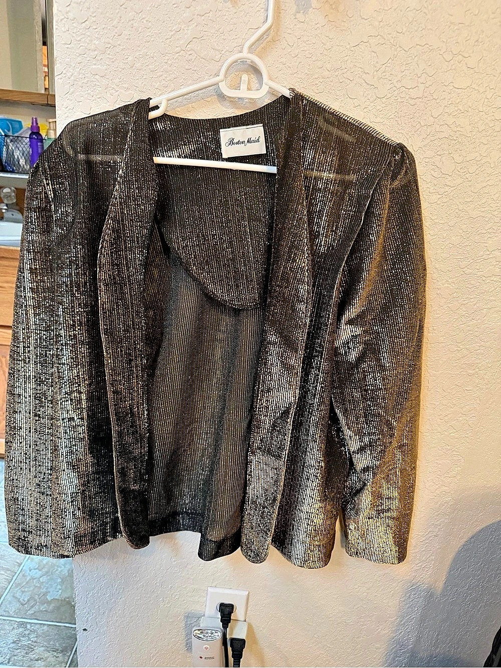 Boston Maid Metallic Textured Blazer in Black Like New. Size S-M